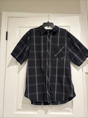 Men's No Fear Black Plaid Short-Sleeve Button-Up Shirt